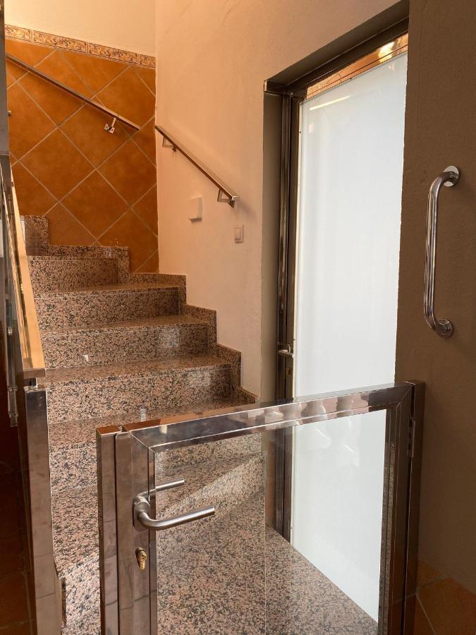מאלגה Apartamentos Maria מראה חיצוני תמונה